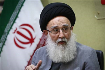 مرحوم خسروشاهی دنبال فهم آسمانی از قرآن کریم بود